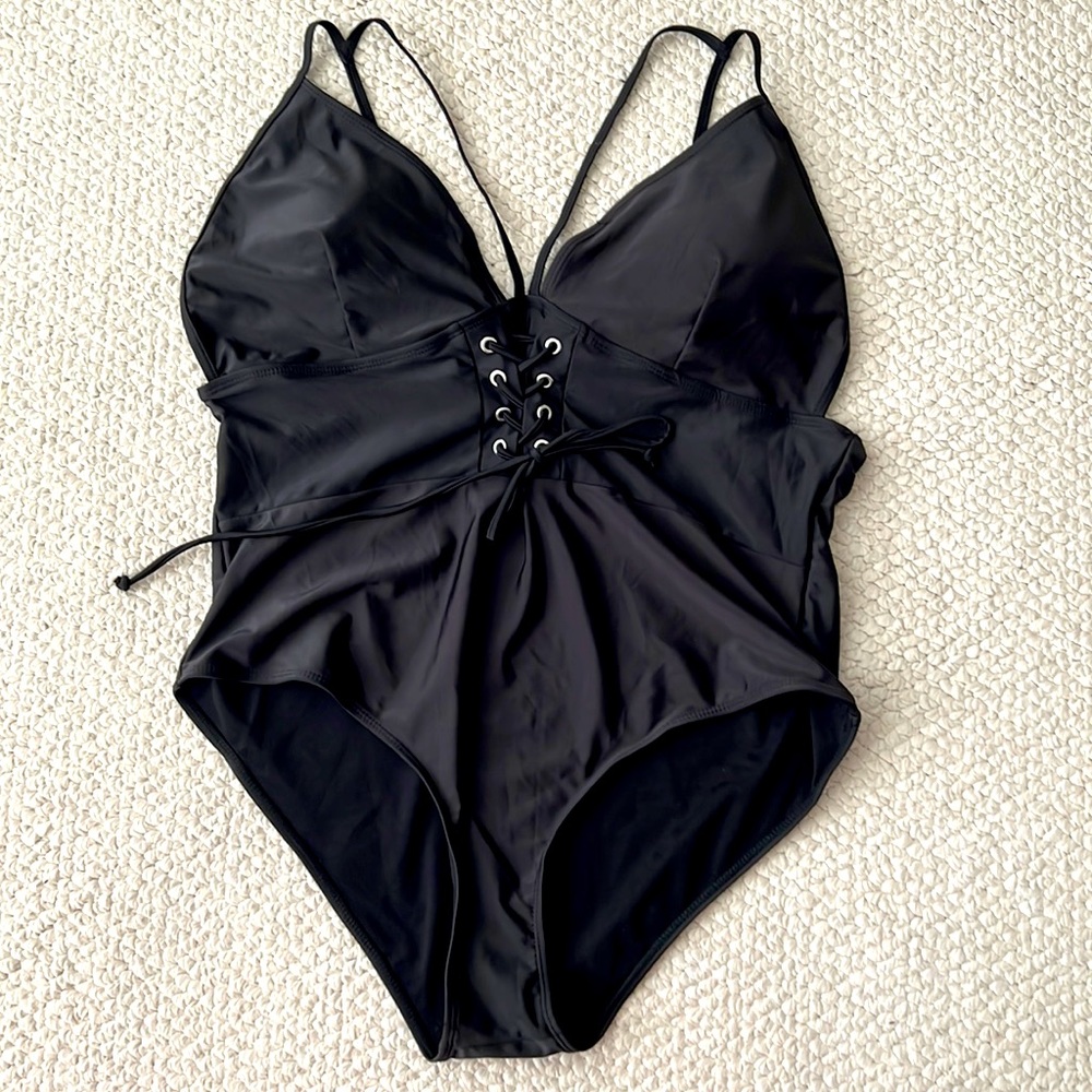 SHEIN black one piece plus size bathing suit size 3X